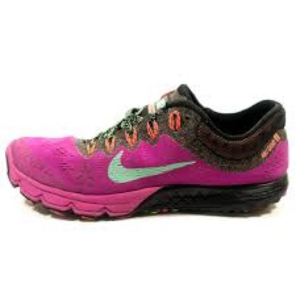 Nike Shoes - Nike Zoom Kiger 2 Running Shoes